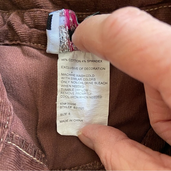 Zoey Girl Cotton Corduroy Dress w/Pearl buttons & Embroidery detail - Size 6 EUC - Picture 6 of 7